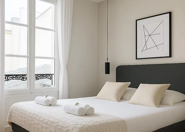 Superb Family - Le Marais * Παρίσι