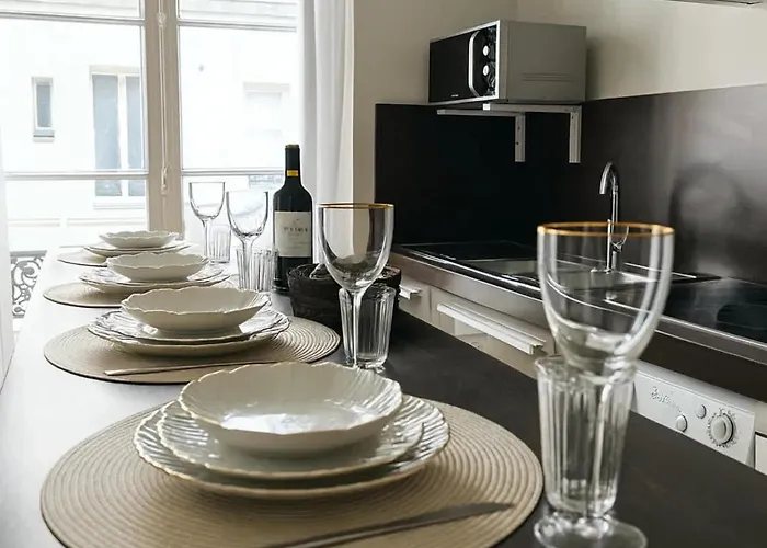 Superb Family - Le Marais * Παρίσι